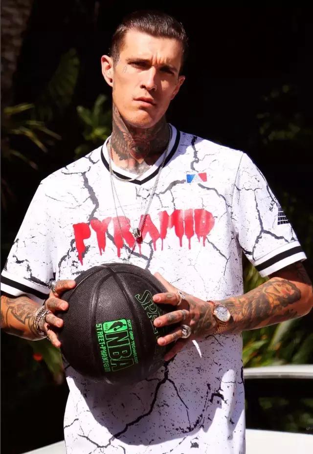 chrisbrown穿搭品牌,坏小子黄浦区店