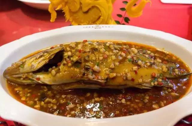 十一打折餐厅,十一月餐厅