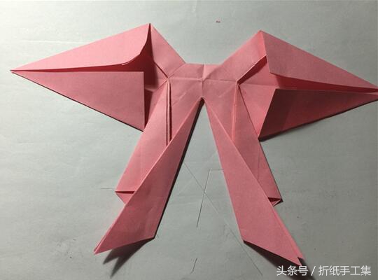 六方盒礼品盒蝴蝶结系法慢动作,礼品盒上的蝴蝶结飘带的各种剪法