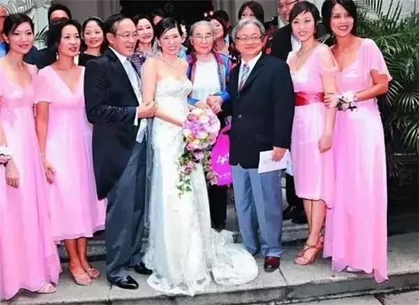 周星驰回忆心酸故事,周星驰年轻时为了事业放弃爱情