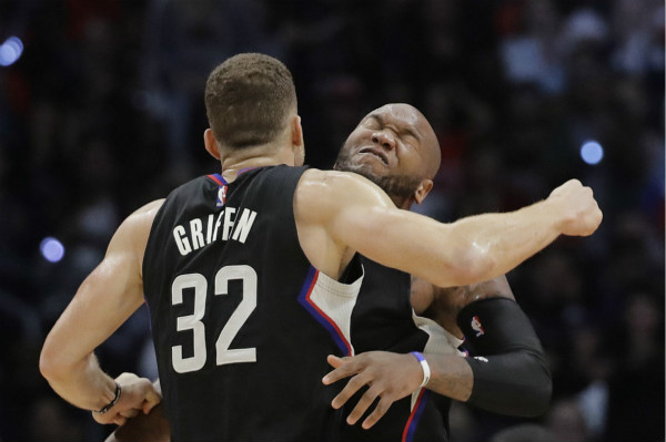 今日奇葩说之我为什么会买快船的球队通