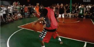 如何防守拜佛过人,拜佛转身过人招式