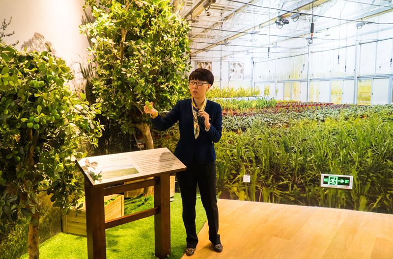 美妆达人悦小舞：带你体验雅姿活肤肌底液