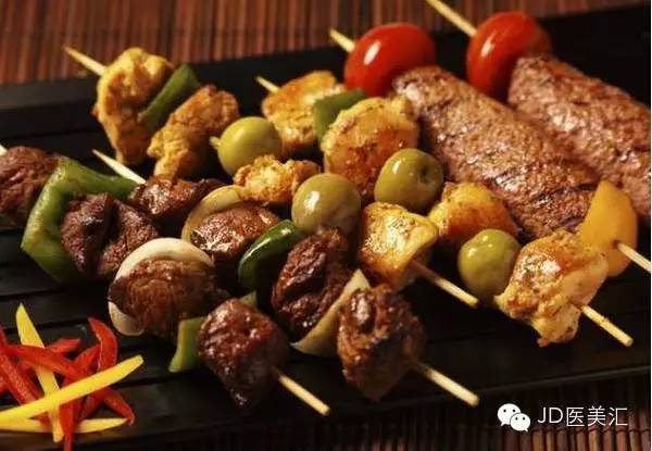 整形手术后的注意事项和调理,整形后忌口要多长时间恢复