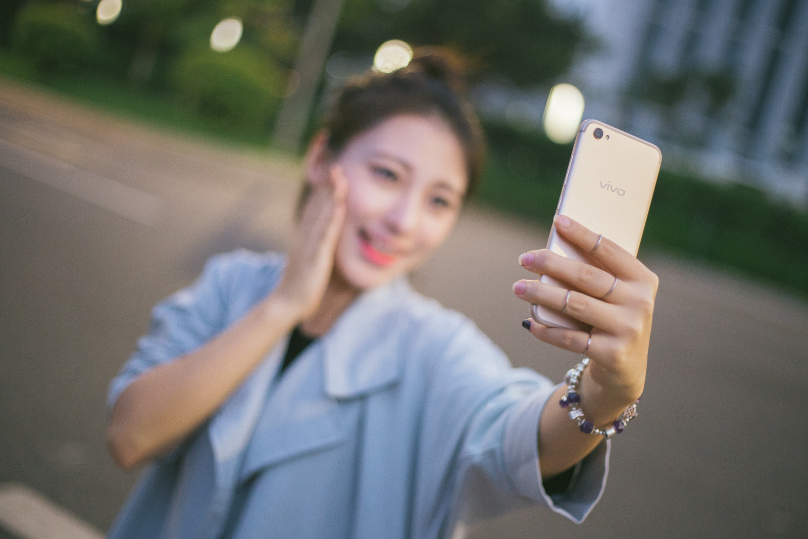 vivox9现在值得购买吗,vivox9现在还值得购买吗