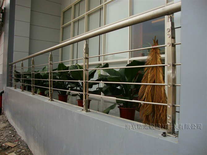 不锈钢阳台栏杆装修效果图大全,不锈钢栏杆图片大全2024款