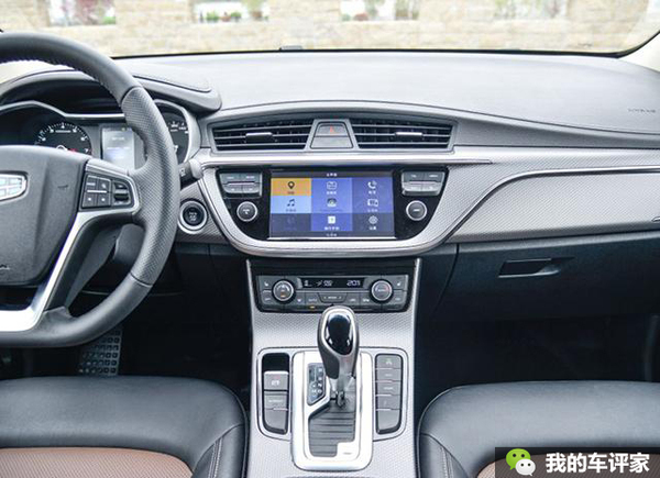 肯定成绩的同时认清自身差距,肯定优点指出不足提出希望