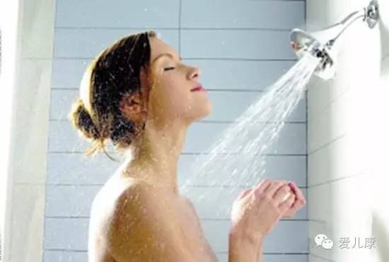 孕妈妈浴室注意事项,孕妈洗澡的正确方法