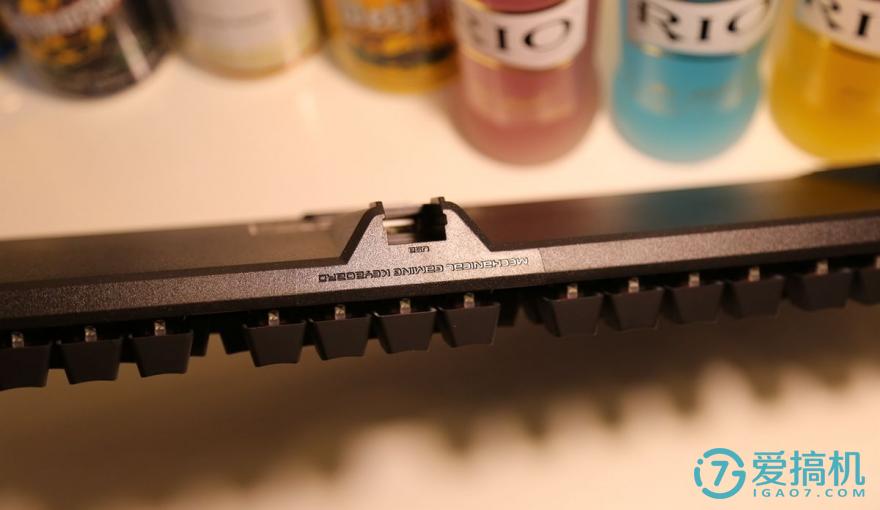 镭拓mxx机械键盘拆解,镭拓mxx机械键盘佳达隆红轴