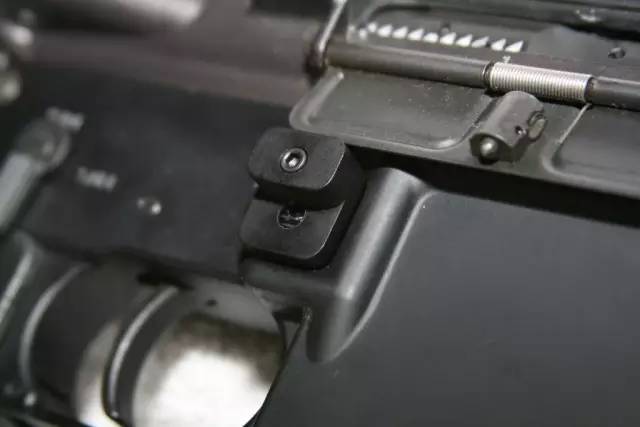 美国留学生如何合法持枪,海外怎么训练枪支