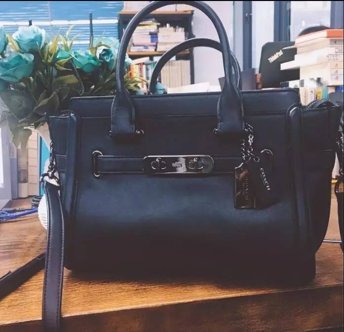 全智贤和李敏镐会不会恩爱,全智贤李敏镐西装