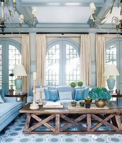 用优雅和自信战胜生活,用优雅抵抗人间的所有不安