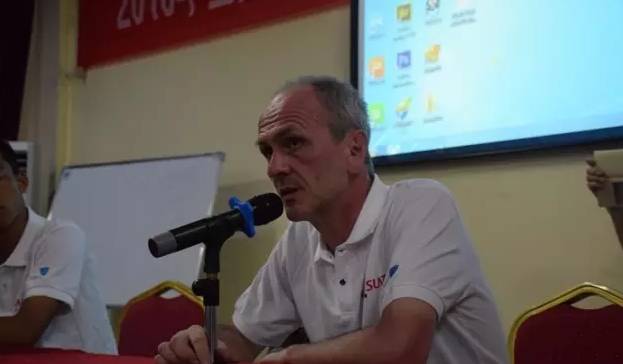 江城大事件！城市主场-恒圣足球学院正式挂牌成立！