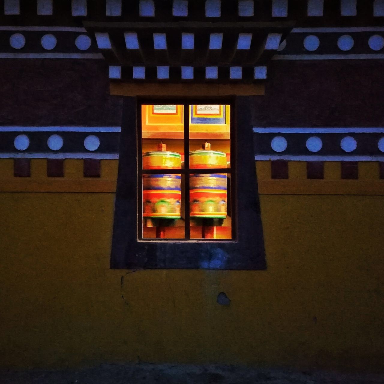 手机怎么拍出小于2m的照片,如何用手机拍出背景虚化的照片