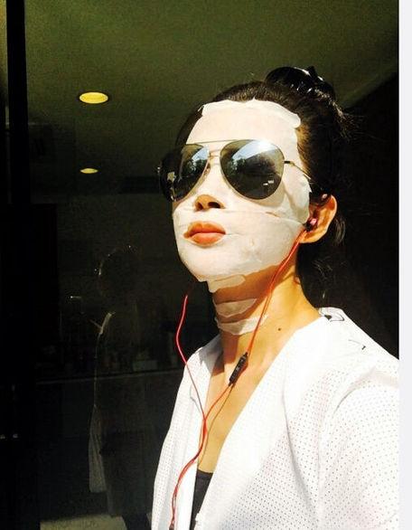 李小璐撞脸网红,李小璐撞脸刘晓庆