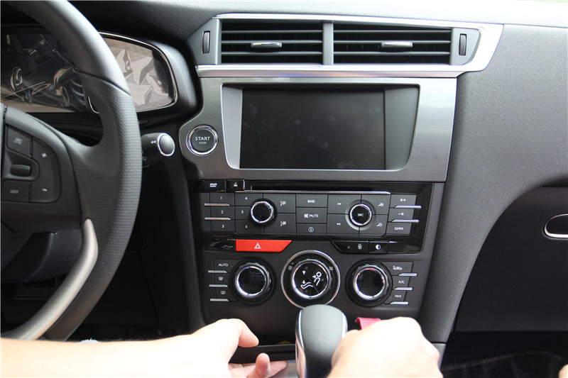 标致ds6怎么样,标致ds6倒车影像