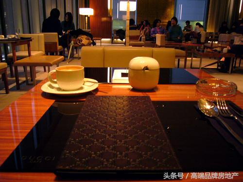 东京甜美咖啡厅,最惊艳的lv咖啡馆