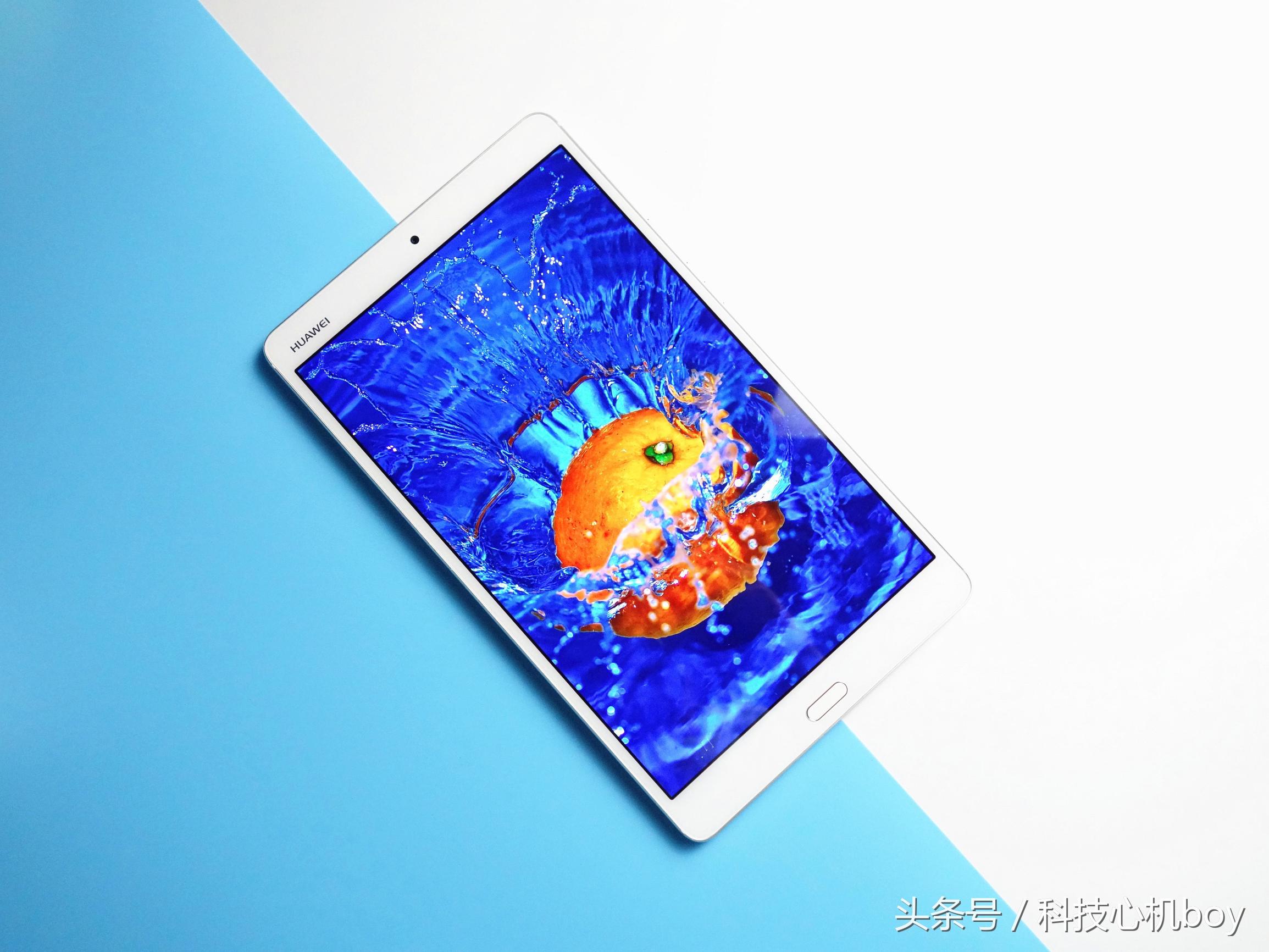 华为nova8pro和荣耀m3哪个好,华为mate40e和荣耀m3选哪个