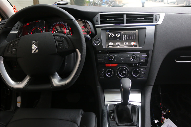 标致ds6怎么样,标致ds6倒车影像