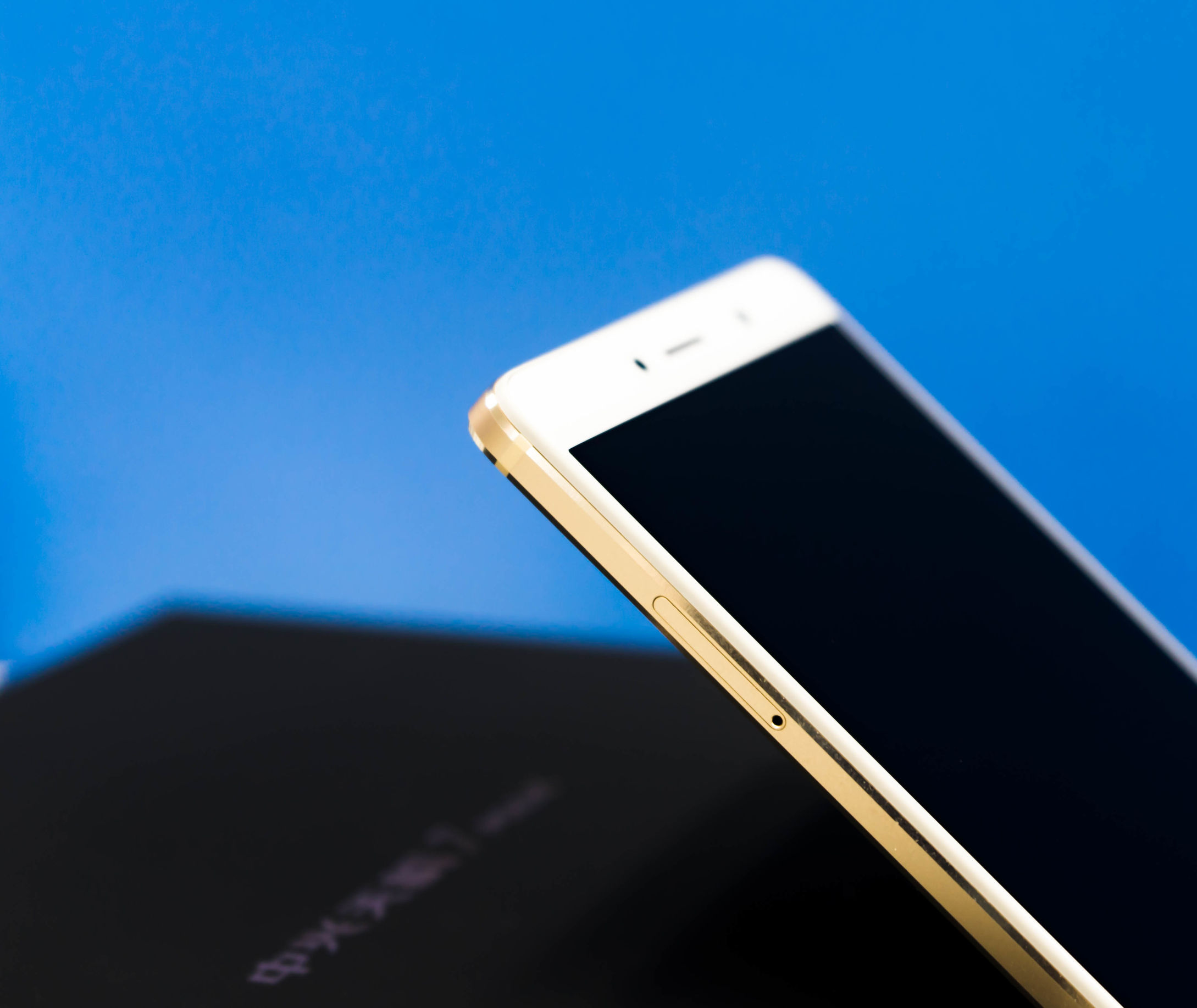 想玩3D手机？老司机6年经验告诉你怎么选