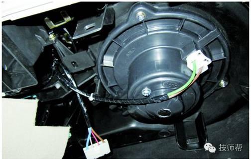 吉利全球鹰gc7漏电是咋回事,吉利全球鹰gc7车子一到上坡就没力