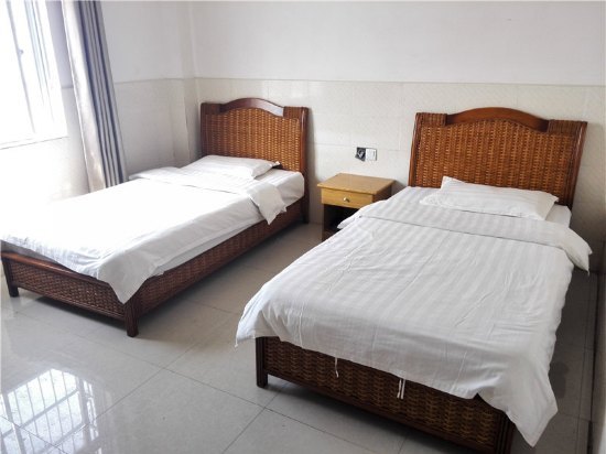 三亚亚龙湾400元左右一晚酒店推荐,三亚3000包吃住最好的酒店公寓