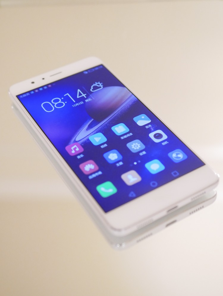 荣耀v8详细评测,荣耀v8有深度测评