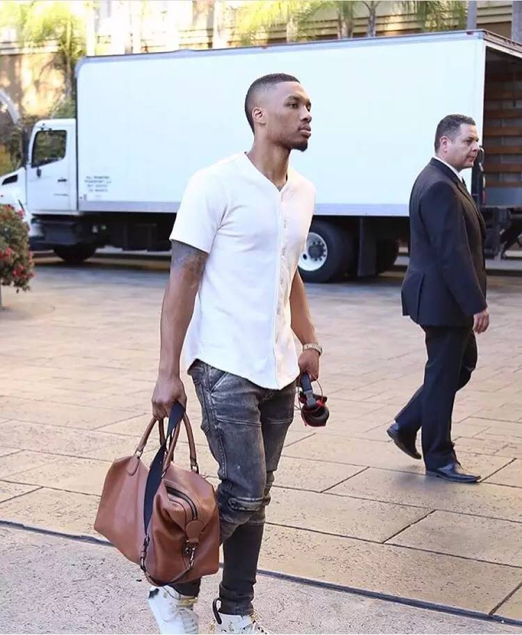 捂紧钱包不乱花,捂紧钱包勒紧裤腰过日子