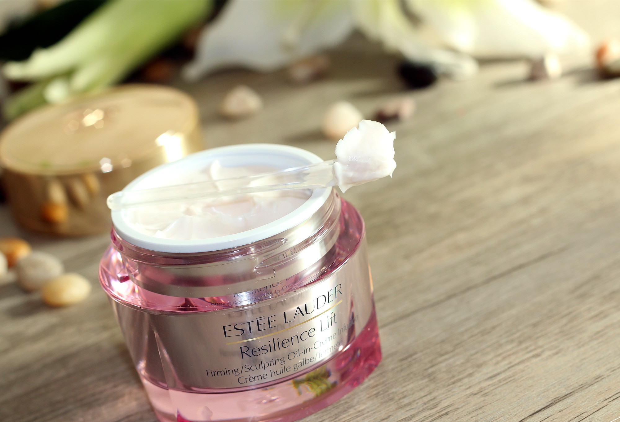 雅诗兰黛特润精油柔肤霜,雅诗兰黛弹性紧实特润柔肤霜