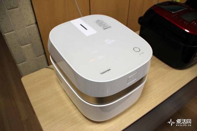 日本电饭煲测评排行,电饭煲哪个牌子的煮饭最好