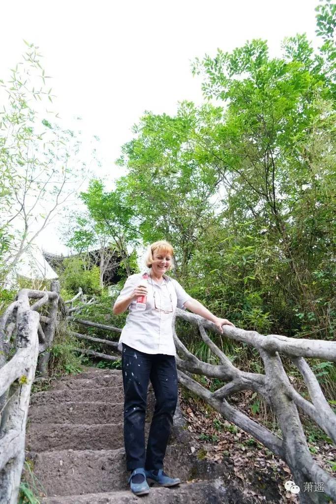 和国外人说话语言不通怎么办,与外国人无障碍交流方法