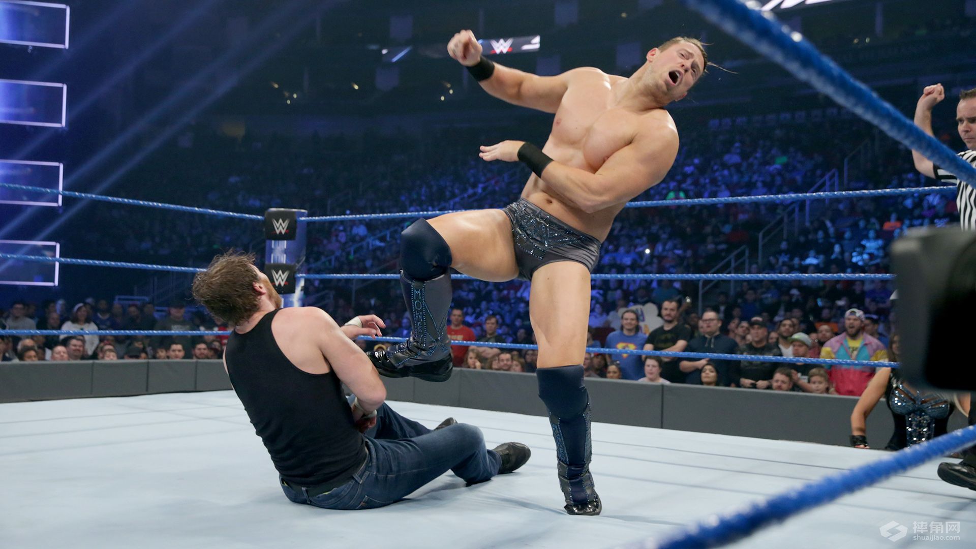 WWE驸马爷风云决战RVD！凯恩抛摔毕雪夫获全场欢呼！