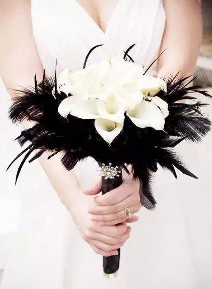 OMG｜单身汪慎入！这样的黑纱弄得我心里好痒痒！