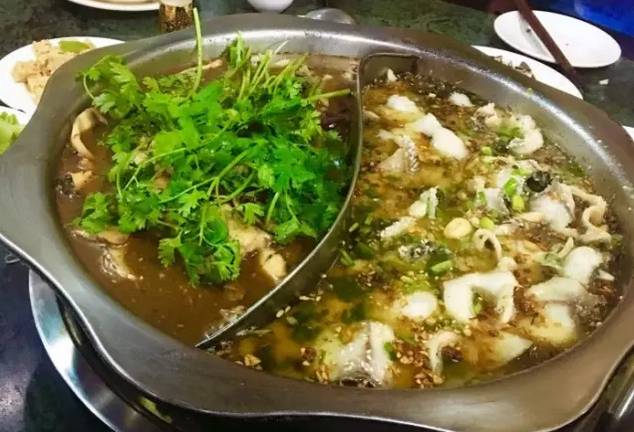 郑州7条最出名的美食巷子！藏得最深的50家店全都给你挖出来了！