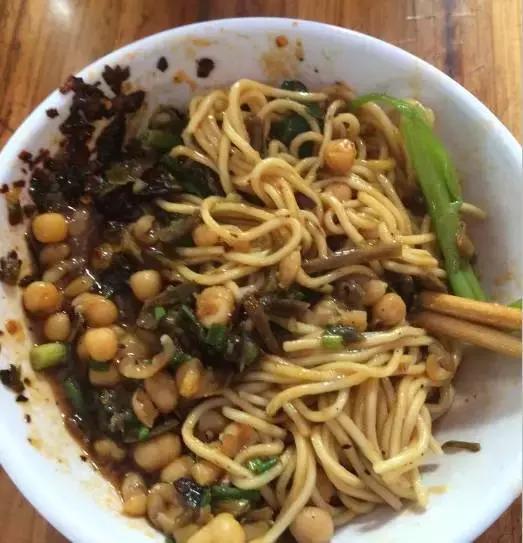 重庆小面哪一家最好吃,探店最正宗的重庆小面