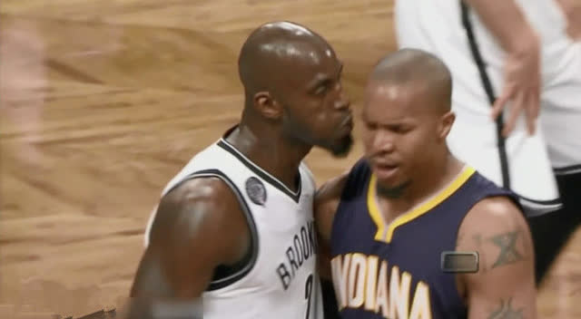 保罗单打丹尼格林,保罗单打追梦格林