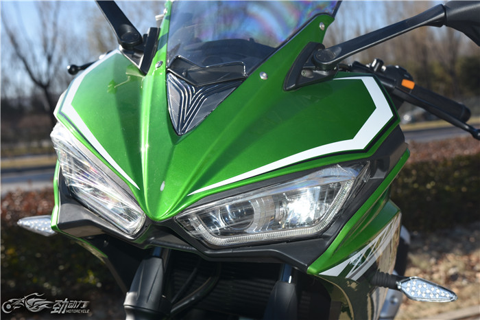 新款rz35跑车,新感觉ix35像什么车