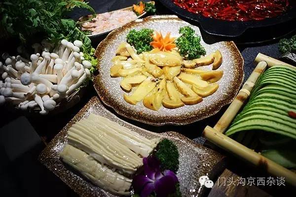 门头沟人吃火锅奔这儿！新开麻辣英雄火锅城所有菜品一律八折！