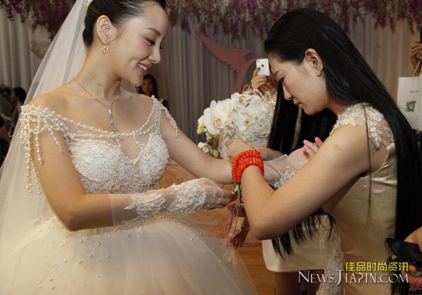 兰玉婚纱照,兰玉设计的明星婚纱