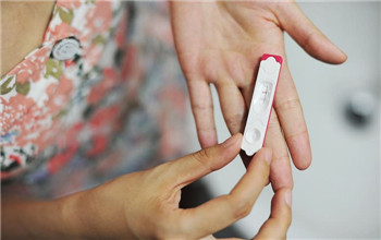 去医院怎么检查怀孕最准确,彩超检查怀孕日期天数准确吗