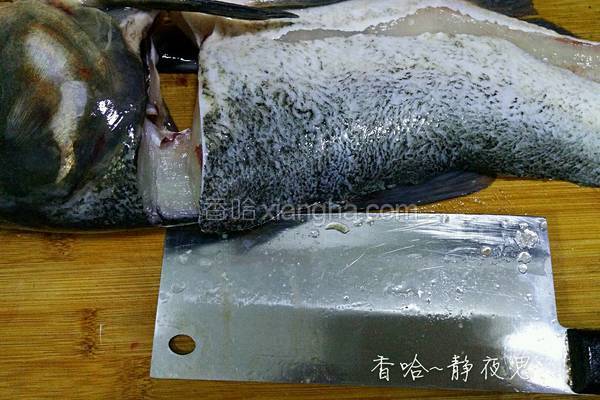 剔鱼片的教程,鱼片的切法剔除鱼刺视频