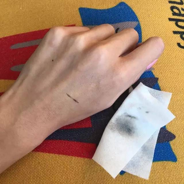 植村秀臻萃养肤洁颜油使用方法,植村秀臻萃养肤洁颜油图片