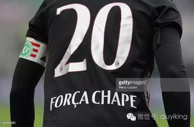 ac米兰永久退役11号球衣,ac米兰球衣offwhite