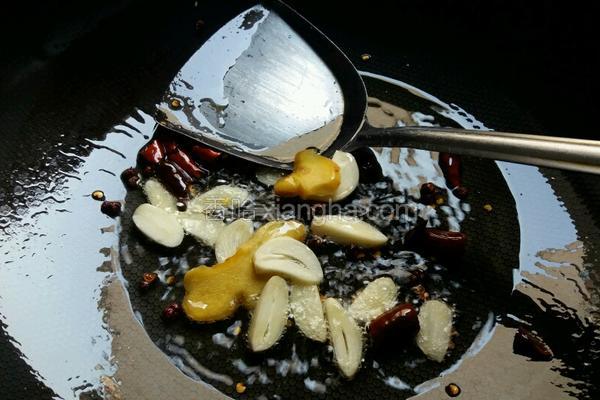 剔鱼片的教程,鱼片的切法剔除鱼刺视频