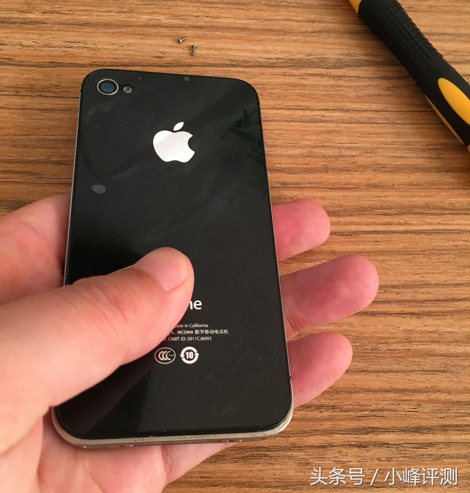 iphone4s更换电池教程,苹果11换了电池能满血复活吗