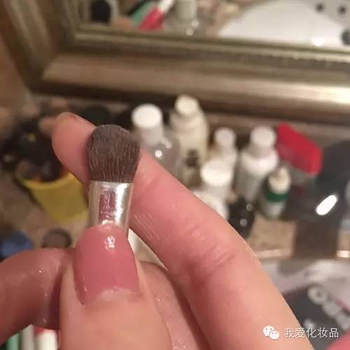 教你画最简单的妆,教大家画一枚超自然的烟熏妆