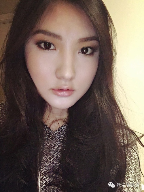 教你画最简单的妆,教大家画一枚超自然的烟熏妆