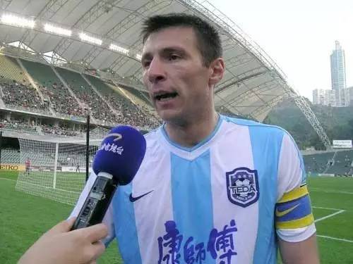 涓箼鑱旇禌闃熸湇,涓箼闃熸湇