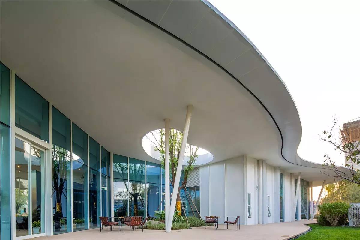 这栋房子没有墙，却带来了最具冲击力的空间体验「设易网1333期」