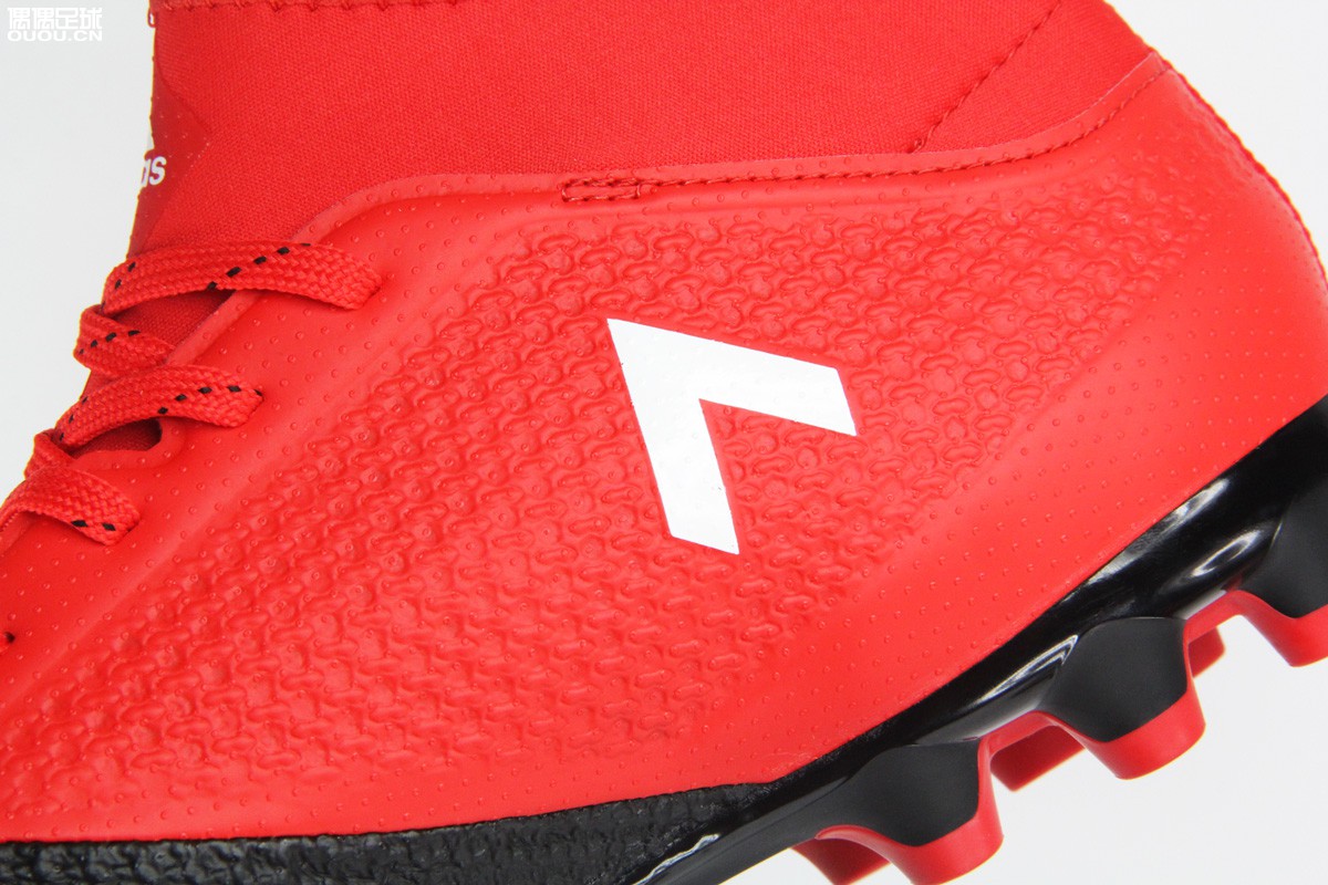 阿迪达斯ace17.3全黑,阿迪达斯ace配色